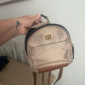 Tommy Hilfiger back pack purse